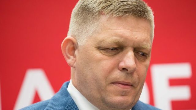 447202_robert fico.jpg