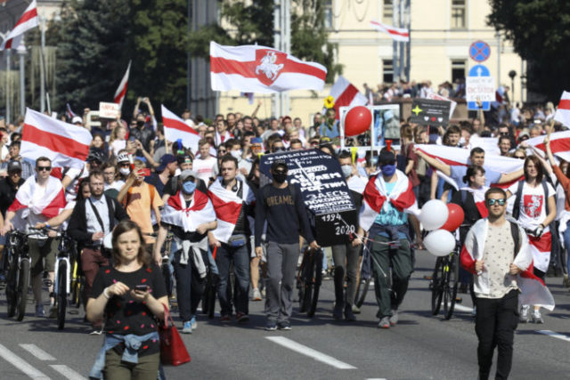 447210_belarus_protests_08276 c2952b62db6a4e159ac954c08ac995c5 676x451.jpg