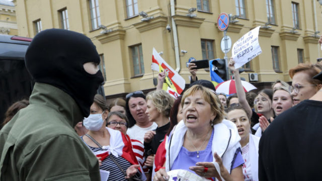 447549_belarus_protests_10631 d89dc98ddc524a9e817d61c148d0af8b 676x451.jpg