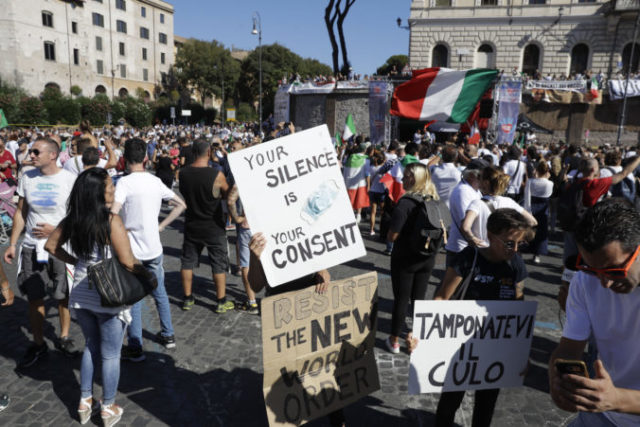 447561_italy_virus_outbreak_protest_40499 857fbb4ac9fd47debea5df1f5e6d5508 676x451.jpg