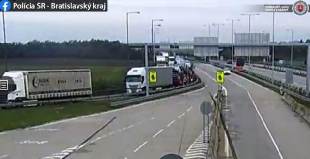 447634_a unovo rajka kolana 676x347.jpg