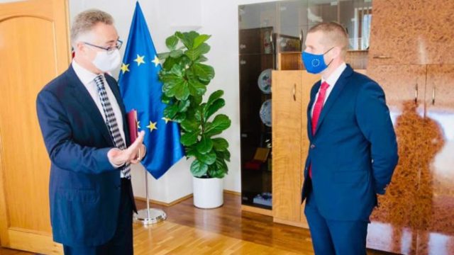 447921_119200387_2745057775713479_5729786538353171435_n 676x582.jpg