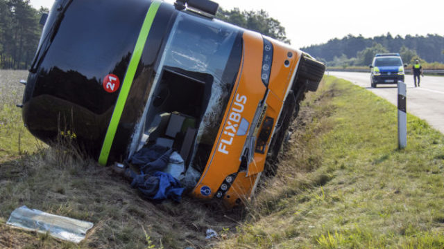 447938_germany_bus_accident_72952 45ef5c0838254f60aa7fc8ad10fd73dc 676x461.jpg