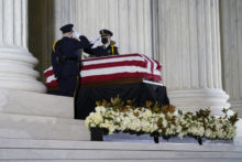 448681_supreme_court_ginsburg_49892 11aedb58065846b6b217c2ed202c92bf 676x452.jpg