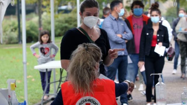 448689_france_virus_outbreak_53328 33981933c4d84a67a868b7aba13eca37 min 676x499.jpg