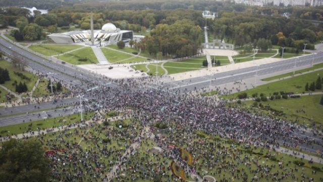 448824_belarus_protests_77365 ef3aa865b13748989113743e3f3fc7bb 676x436.jpg