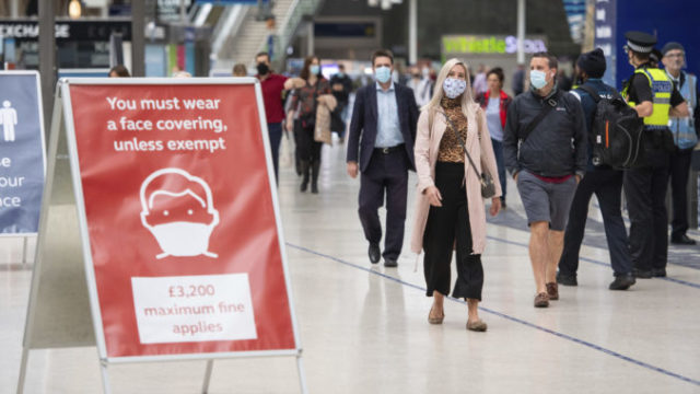 448851_virus_outbreak_britain_21008 13736f77e94d455faf96fec225fb01b9 676x451.jpg