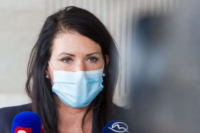 448961_img_4251 676x451.jpg