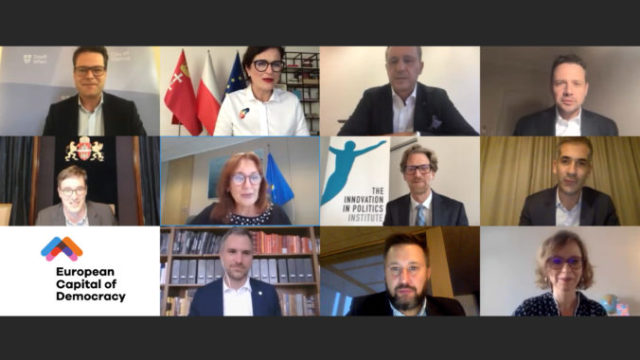 449004_european capital of democracy_round table 676x380.jpg