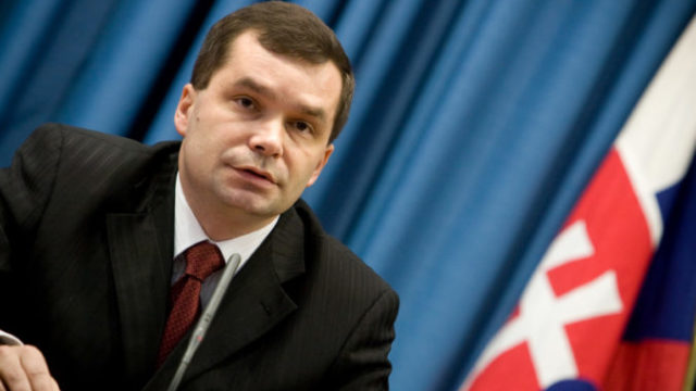 449025_kas_01 676x451.jpg