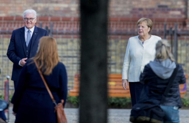 449186_germany_unification_anniversary_58297 cb009df743844a1db10f5dfb81bf3f19 676x443.jpg