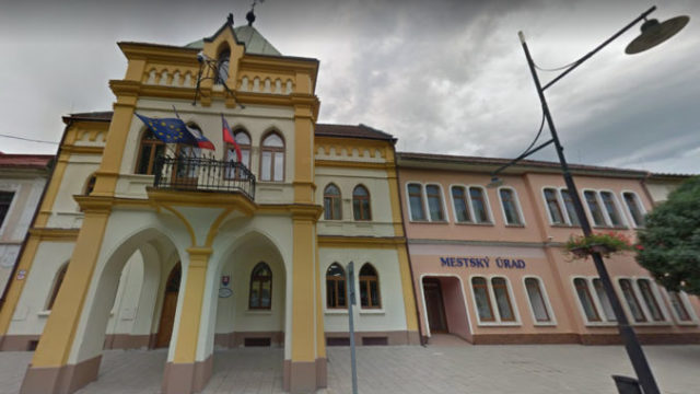 449323_mestsky urad sabinov 676x399.jpg