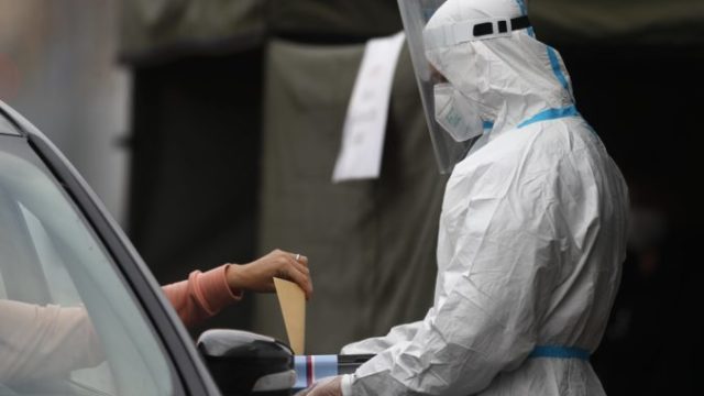 449586_virus_outbreak_czech_republic_elections_22348 8d8b3b85c84943e6bc036de68d37acbc min 676x451.jpg