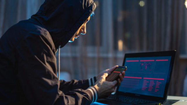 450172_techsummit_cybersecurity 2 676x451.jpg