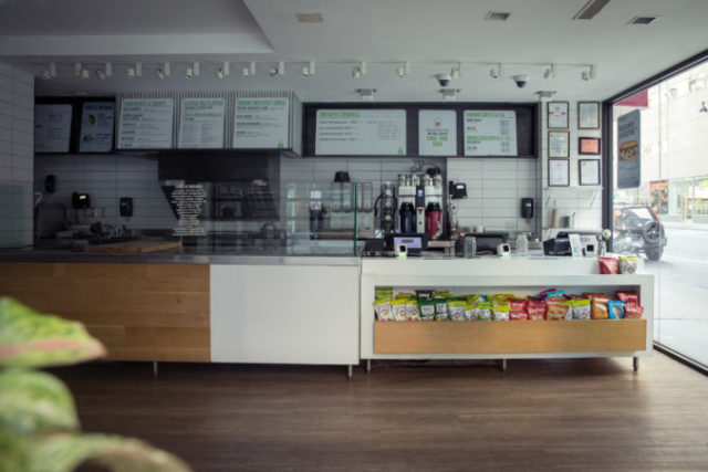 450236_3j2a1237 676x451.jpg