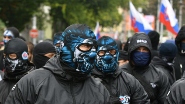 450582_dsc_5947 676x570.jpg