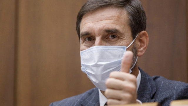 450701_img_3876 676x451.jpg