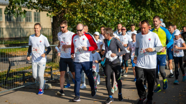 450835_72107098_2625885564172494_3687401600264962048_o 676x451.jpg