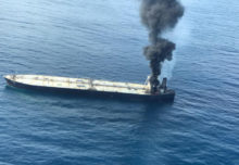450909_sri_lanka_ship_fire_44850 843b3b5338a341188a4042b4194465d4 676x467.jpg