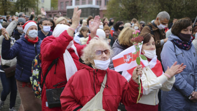 451099_belarus_protests_40940 bdd22a6b5433456d8779678a7a8ac9ac 676x451.jpg