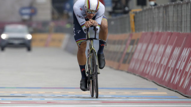 451600_italy_giro_cycling_08525 ae465996a80d447ab9e9e3a656dba754 676x451.jpg