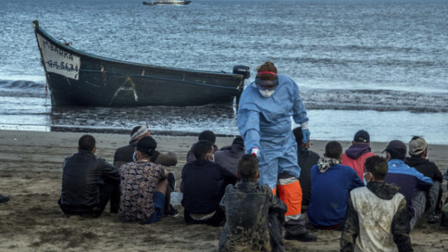 451711_aptopix_spain_europe_migrants_30745 4fa35ed70ec046cba673698c2e179cf9 676x473.jpg