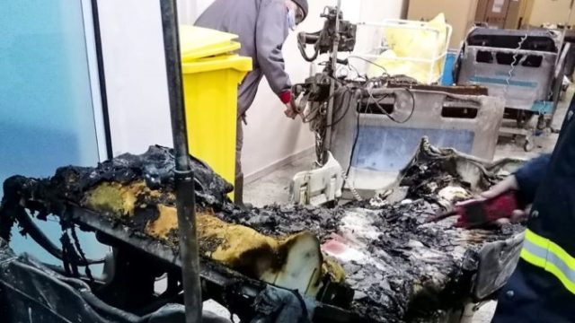 452058_virus_outbreak_romania_hospital_fire_85850 4a8832829f33448783b384e7dfc8b10d 676x450.jpg