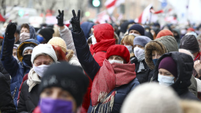 452176_belarus_protests_42765 e922867947944aa58e32c01fa7cdfc9f 676x450.jpg