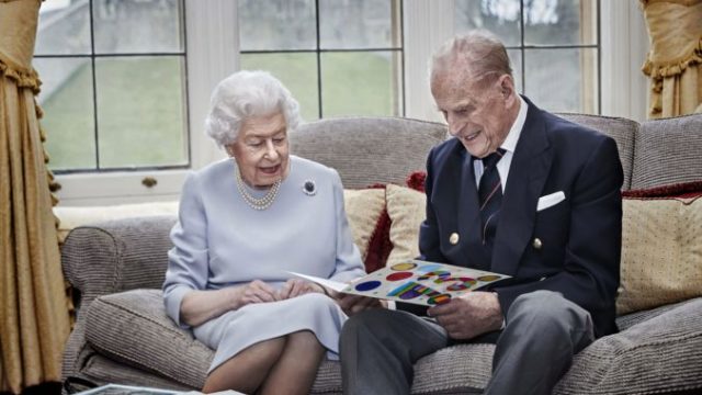 452369_alzbeta ii. philip 676x468.jpg