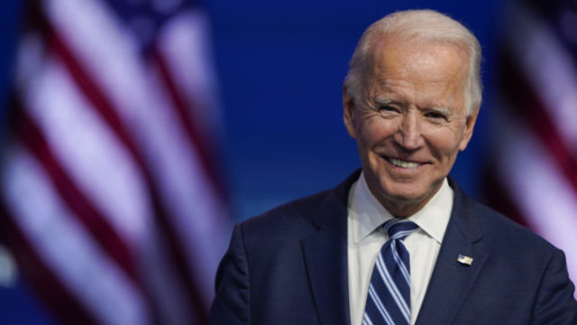 452393_biden_birthday_27506 afcc289c76504d47b99037d98f0001f1 676x451.jpg