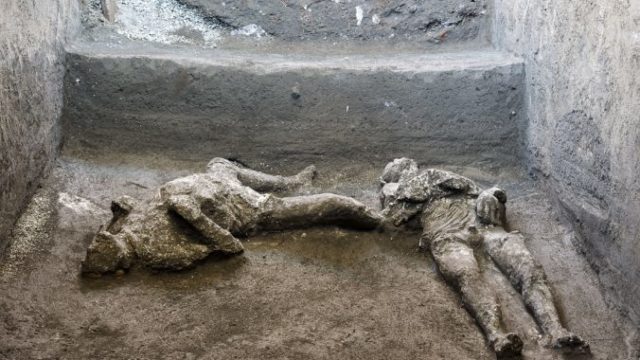 452490_italy_pompeii_ancient_bodies_63635 0305d3eda4d141198149717022485bbb min 676x450.jpg