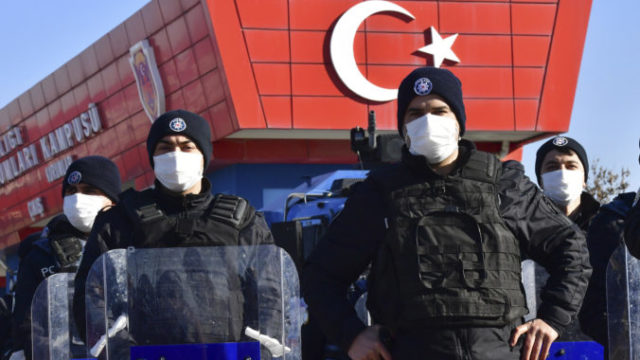 452706_turkey_failed_coup_trial_36765 0ae550ea49464f949fb382c0c26868d7 676x458.jpg