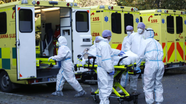 452868_virus_outbreak_czech_republic_20234 c4837bde35f04554bea53f4508f24ba5 1 676x451.jpg