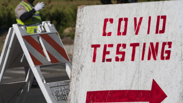 453088_virus_outbreak_california_48938 a01c24111e774964904e9d81566472bb 676x496.jpg