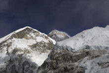 453428_nepal_everest 676x451.jpg
