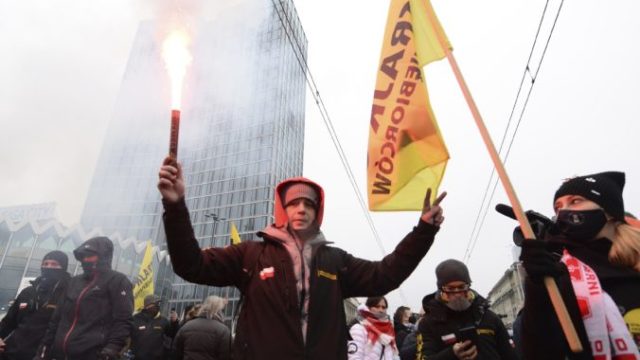 453673_poland_protest_74419 14b656502b7b475dbef006566a5f3108 min 1 676x448.jpg