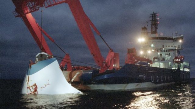 454011_sweden_ferry_disaster_63657 d0bab203569844c289f48eeb9da7b4d3 676x449.jpg