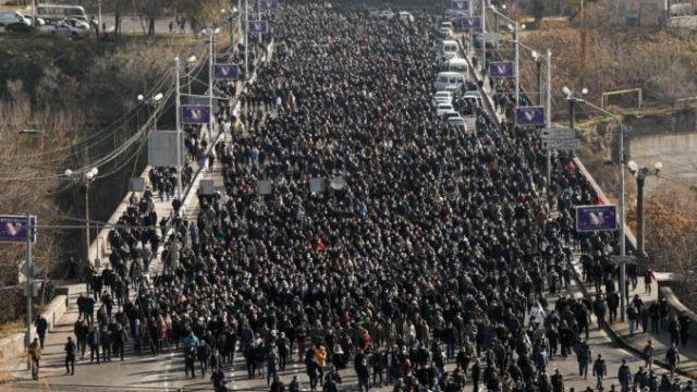 454046_aptopix_armenia_azerbaijan_37631 9a7547db8c514d988115c7dee5eff8cf 676x451.jpg