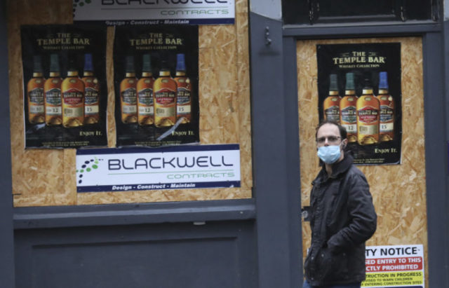 454231_virus_outbreak_ireland_29438 aa8a9985fad3492eb74fa242d0ba2032 676x434.jpg