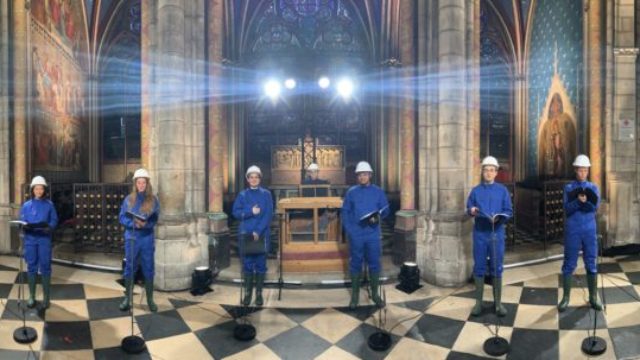 454311_koncert notre dame 676x303.jpg