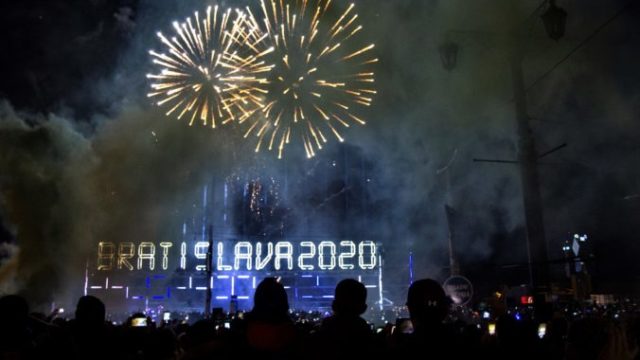 454528_02 11 676x451.jpg