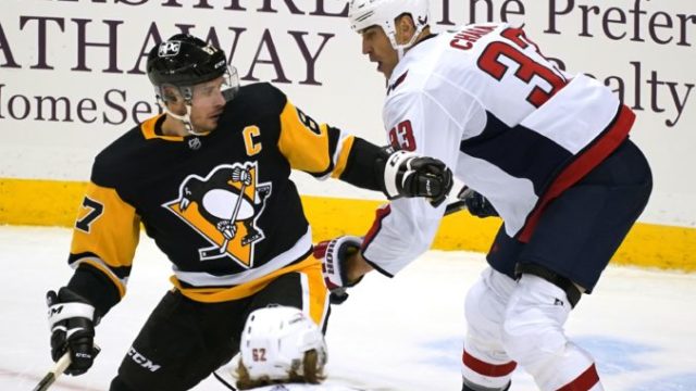 455631_sidney crosby zdeno chara nhl pittsburgh penguins washington capitals 676x453.jpg