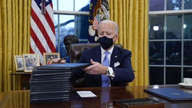 455707_aptopix_biden_inauguration_27099 0072a8c7c8284f72953f63db4c01b066 676x451.jpg