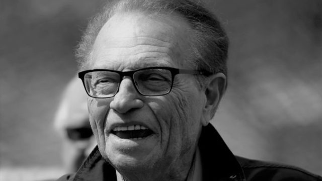 455851_obit_larry_king_88851 739d07e291c84c8fb0a57b2644c0b2e7 1 676x505.jpg