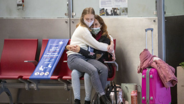 455930_virus_outbreak_israel_40110 9fc6347df68349c998eba9e59619efc6 676x451.jpg