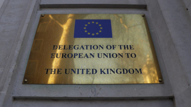 455968_britain_eu_diplomatic_spat_77270 3fc674e64fab4b9b9242c95484ca1d20 676x430.jpg