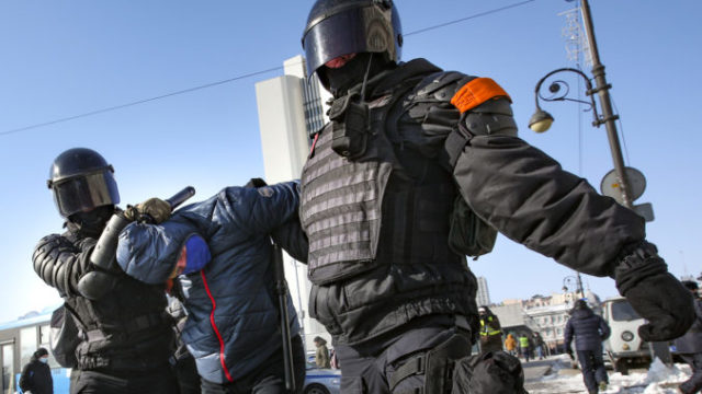 456344_russia_navalny_protests_10028 3c4a1a43cee34c8faf6abf8f95015ba9 676x451.jpg