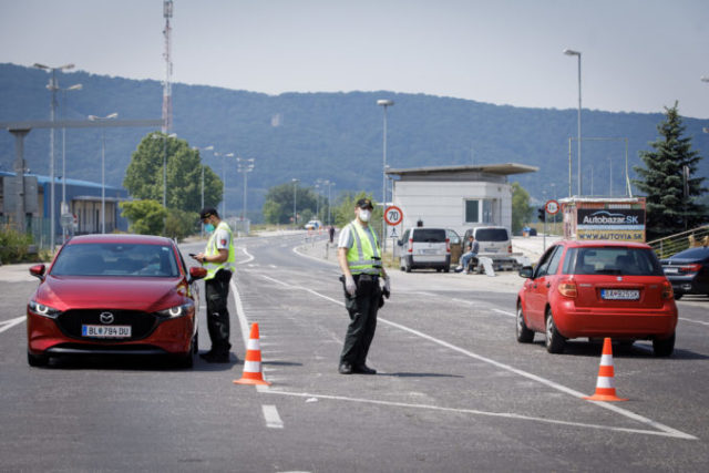 456407_img_3958 676x451.jpg