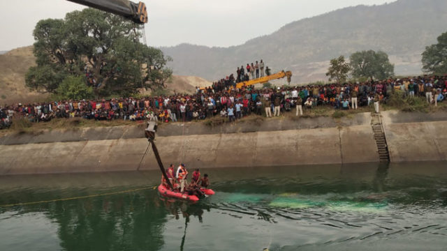 457276_india_road_accident_40129 ded1b717b5114db3ae24fe533a20e5cd 676x453.jpg