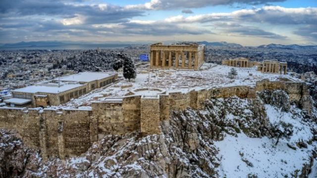 457398_aptopix_greece_weather_15022 577c924a56be426292f524c01a19147e 676x450.jpg